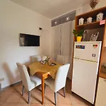 Cleo Apartment